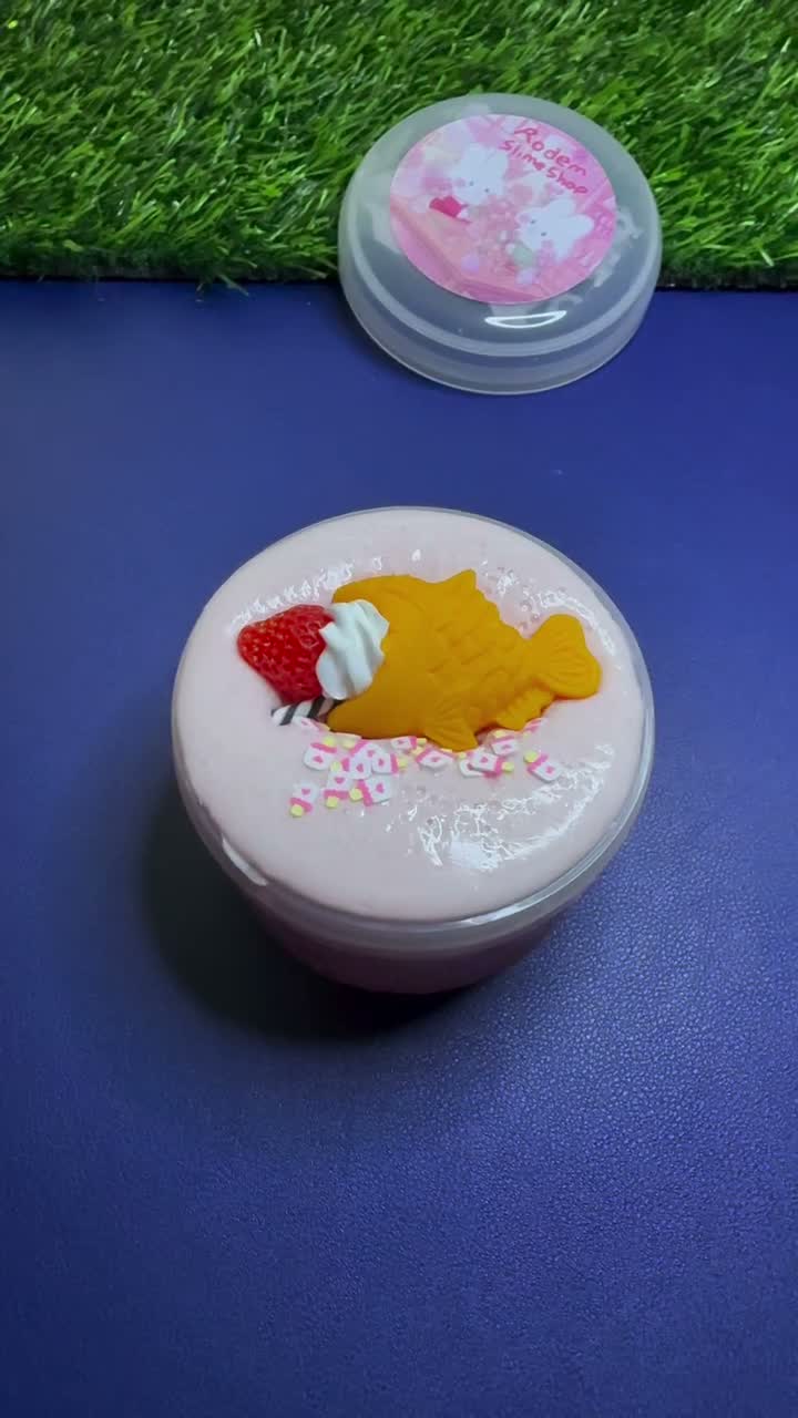 Strawberry Taiyaki Ice Cream