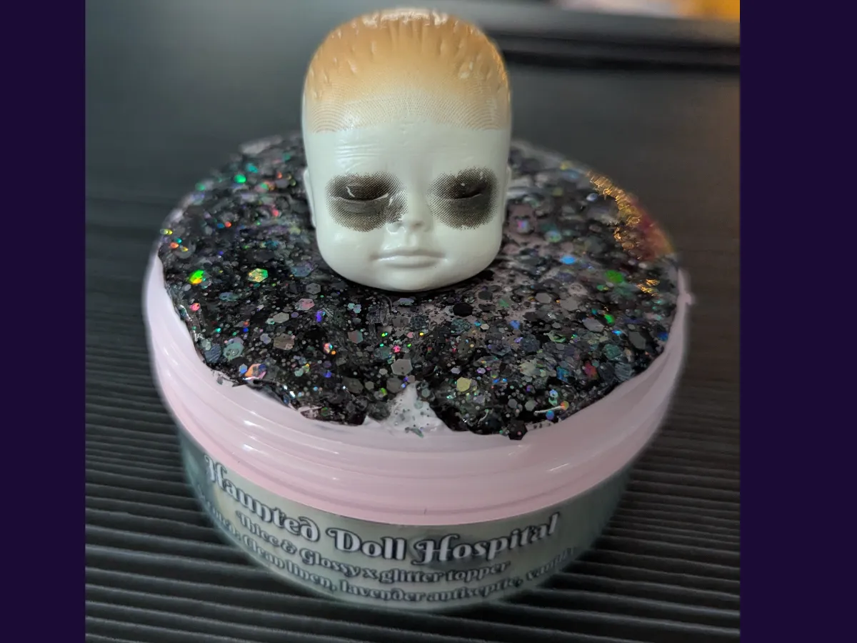Haunted Doll Hospital