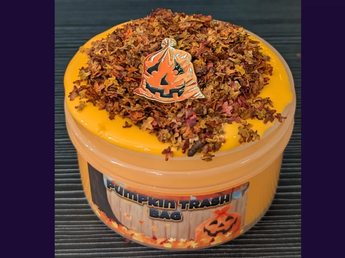 ๐ Pumpkin Trash Bag ๐
