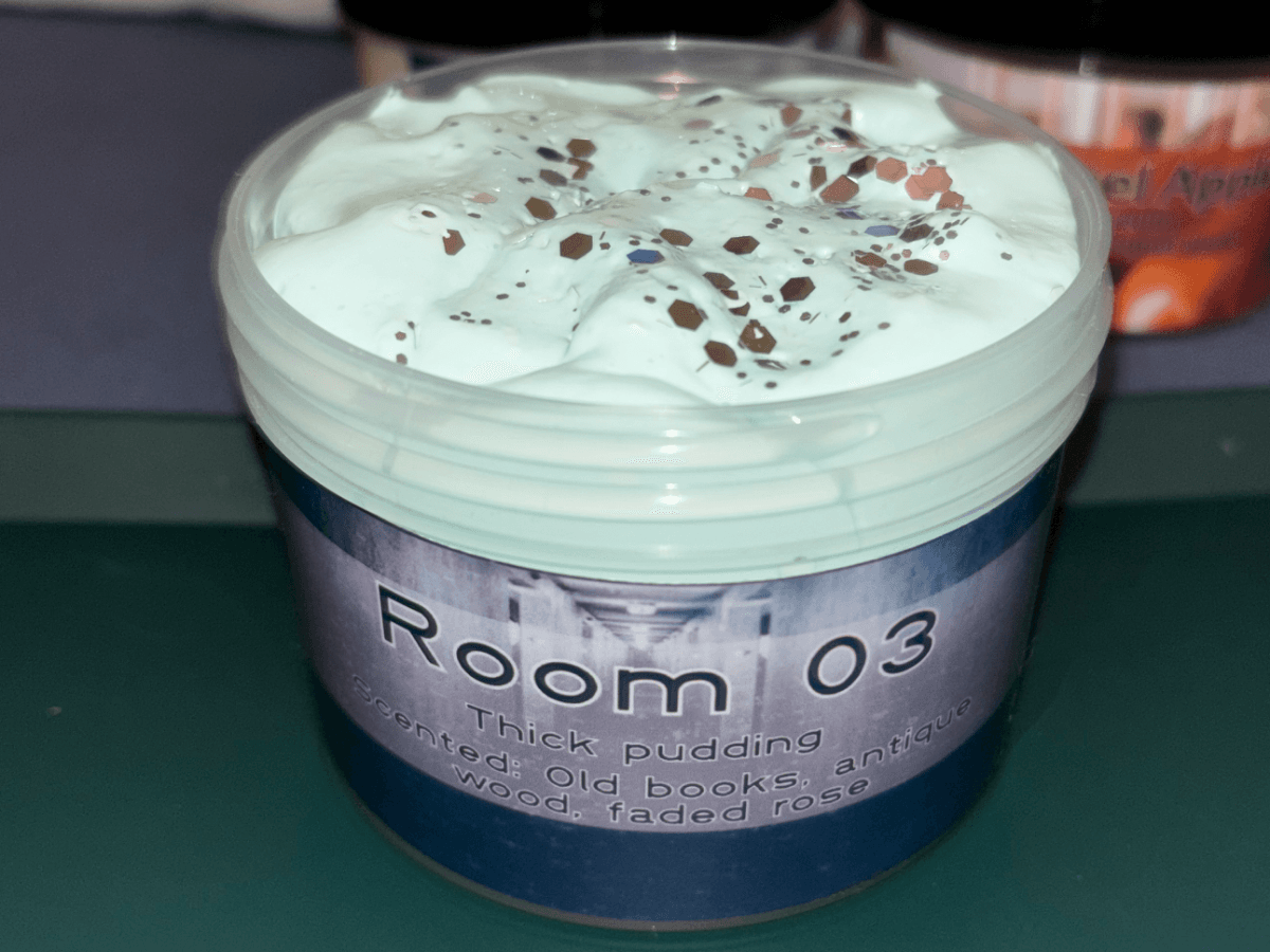 Room 03