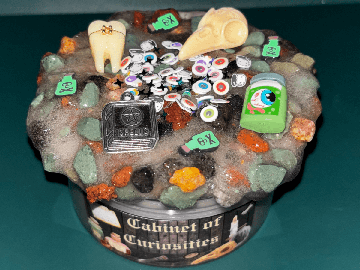 🕯️ Cabinet Of Curiosities ☠️
